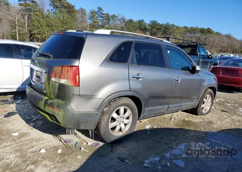 2013 Kia Sorento Lx из США, поврежденный, VIN 5XYKTDA24DG348830